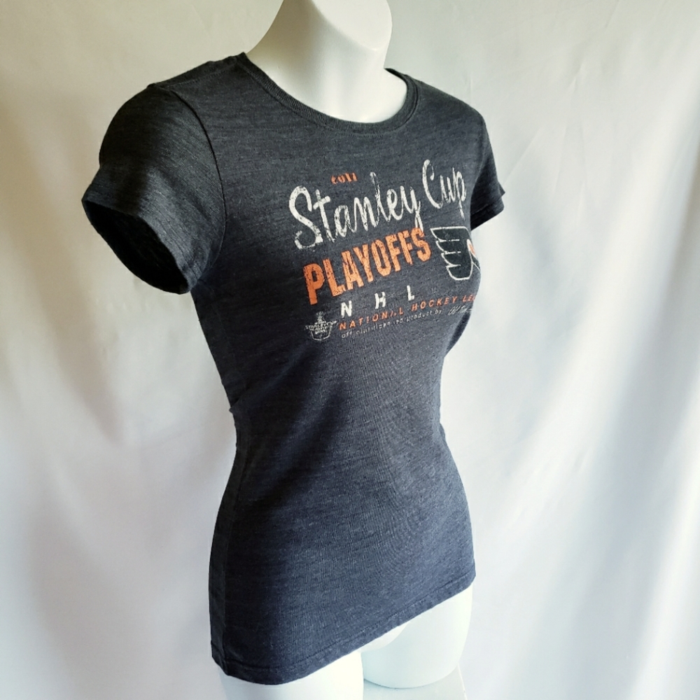 2011 Official NHL Philadelphia Flyers Stanley Cup Playoff Women's T-shirt size S
